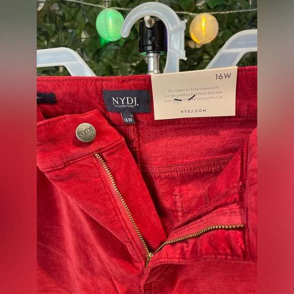 NYDJ Ami Skinny With Twisted SS Slits - Picture 2 of 8